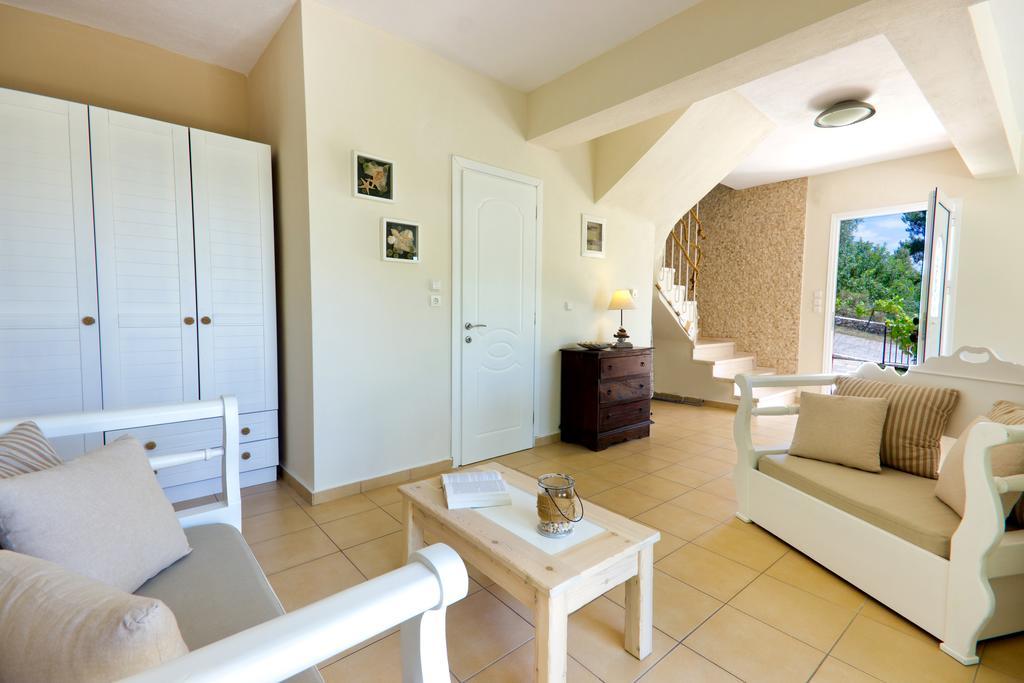 Thassian Villas Limenas  Zimmer foto