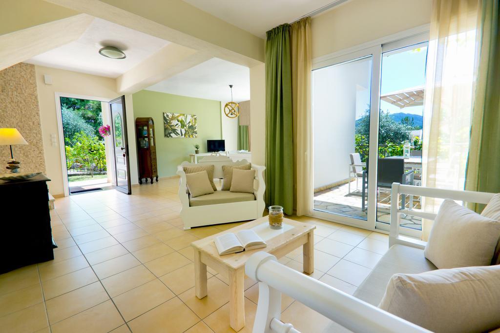 Thassian Villas Limenas  Zimmer foto