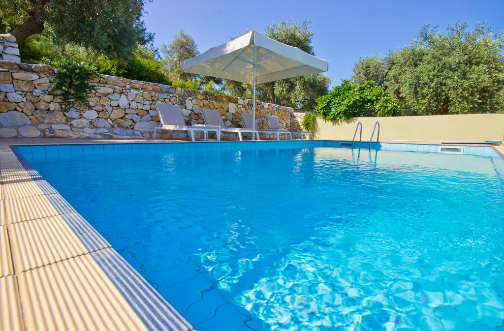 Thassian Villas Limenas  Zimmer foto
