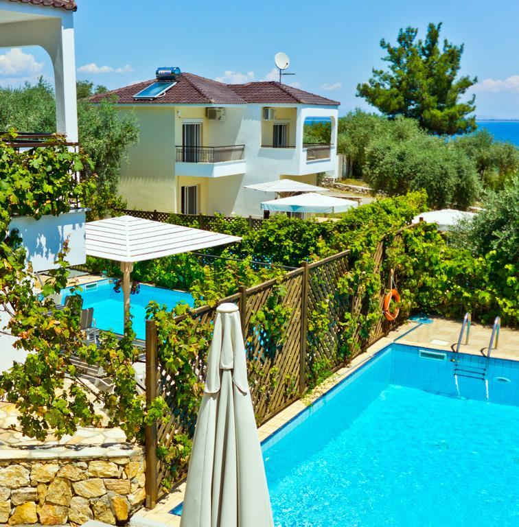 Thassian Villas Limenas  Zimmer foto