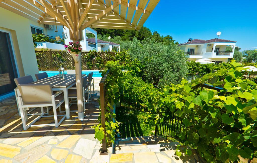 Thassian Villas Limenas  Zimmer foto